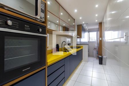 Apartamento para alugar com 110m², 3 quartos e 2 vagas Apartamento para alugar com 110m², 3 quartos e 2 vagasCozinha