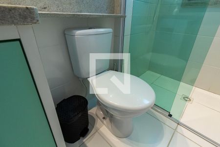Apartamento para alugar com 110m², 3 quartos e 2 vagas Apartamento para alugar com 110m², 3 quartos e 2 vagasDetalhe do banheiro da suíte