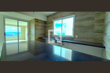 Apartamento à venda com 198m², 4 quartos e 3 vagasStudio