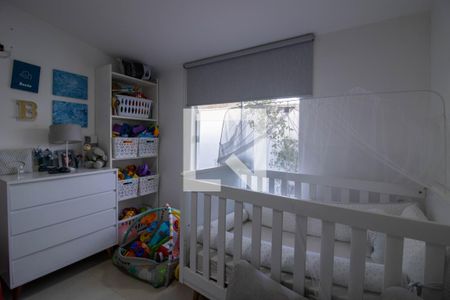Casa de condomínio à venda com 180m², 3 quartos e 1 vagaQuarto 1