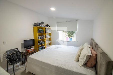Casa de condomínio à venda com 180m², 3 quartos e 1 vagaSuíte