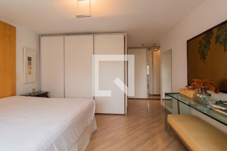 Apartamento para alugar com 247m², 3 quartos e 4 vagas Apartamento para alugar com 247m², 3 quartos e 4 vagasSuíte Master