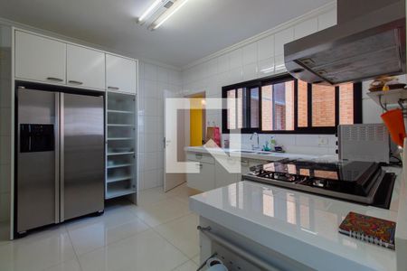 Apartamento para alugar com 247m², 3 quartos e 4 vagas Apartamento para alugar com 247m², 3 quartos e 4 vagasCozinha