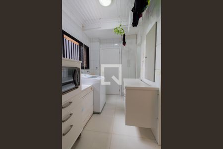 Apartamento para alugar com 247m², 3 quartos e 4 vagas Apartamento para alugar com 247m², 3 quartos e 4 vagasÁrea de Serviço