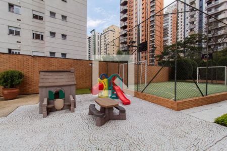 Apartamento para alugar com 247m², 3 quartos e 4 vagas Apartamento para alugar com 247m², 3 quartos e 4 vagasÁrea comum - Playground