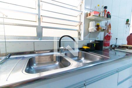 Casa à venda com 150m², 3 quartos e 2 vagasCozinha