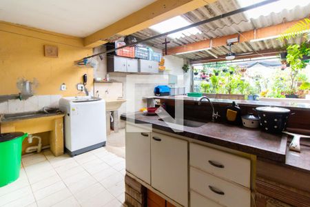 Casa à venda com 150m², 3 quartos e 2 vagasChurrasqueira e Área de Serviço