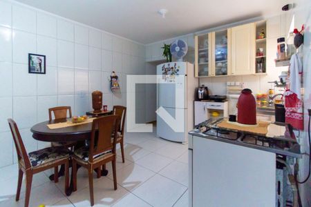 Casa à venda com 150m², 3 quartos e 2 vagasCozinha