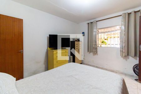Quarto 01 de casa para alugar com 3 quartos, 150m² em Vila Carrao, São Paulo