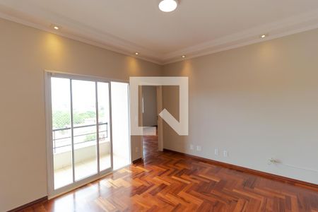 Casa para alugar com 283m², 3 quartos e 4 vagas Casa para alugar com 283m², 3 quartos e 4 vagasSala de TV