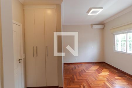 Casa para alugar com 283m², 3 quartos e 4 vagas Casa para alugar com 283m², 3 quartos e 4 vagasSuíte 02