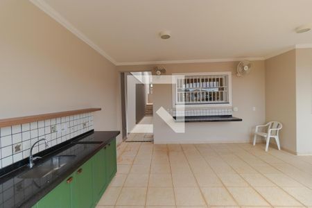 Casa para alugar com 283m², 3 quartos e 4 vagas Casa para alugar com 283m², 3 quartos e 4 vagasChurrasqueira