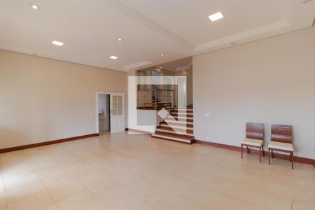 Casa para alugar com 283m², 3 quartos e 4 vagas Casa para alugar com 283m², 3 quartos e 4 vagasSalas
