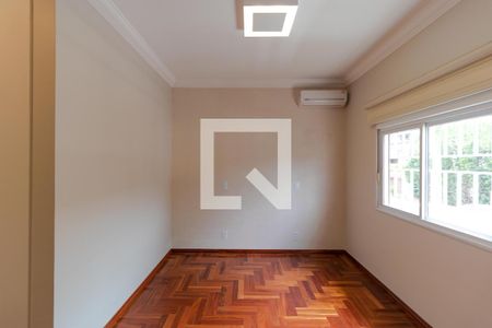 Casa para alugar com 283m², 3 quartos e 4 vagas Casa para alugar com 283m², 3 quartos e 4 vagasSuíte 02