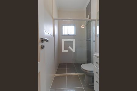 Casa para alugar com 283m², 3 quartos e 4 vagas Casa para alugar com 283m², 3 quartos e 4 vagasBanheiro da Suíte 03