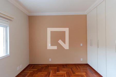 Casa para alugar com 283m², 3 quartos e 4 vagas Casa para alugar com 283m², 3 quartos e 4 vagasSuíte 03