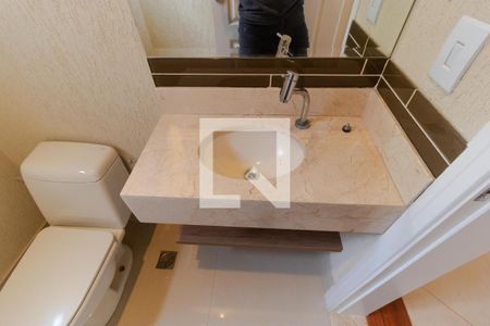 Casa para alugar com 283m², 3 quartos e 4 vagas Casa para alugar com 283m², 3 quartos e 4 vagasLavabo
