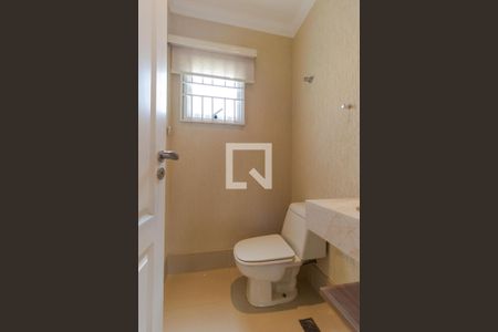 Casa para alugar com 283m², 3 quartos e 4 vagas Casa para alugar com 283m², 3 quartos e 4 vagasLavabo