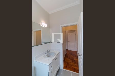 Casa para alugar com 283m², 3 quartos e 4 vagas Casa para alugar com 283m², 3 quartos e 4 vagasBanheiro da Suíte 03
