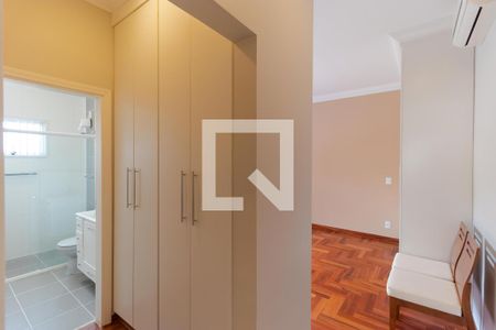 Casa para alugar com 283m², 3 quartos e 4 vagas Casa para alugar com 283m², 3 quartos e 4 vagasSuíte 03