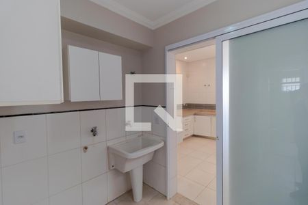 Casa para alugar com 283m², 3 quartos e 4 vagas Casa para alugar com 283m², 3 quartos e 4 vagasÁrea de Serviço