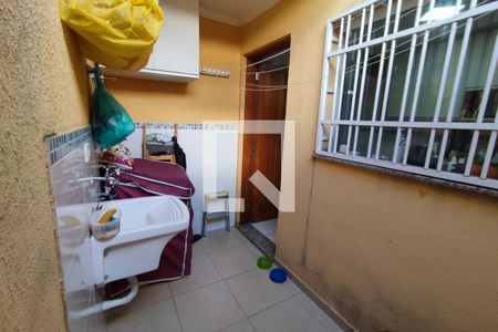 Casa de condomínio à venda com 68m², 2 quartos e 1 vaga Casa de condomínio à venda com 68m², 2 quartos e 1 vagaÁrea de Serviço