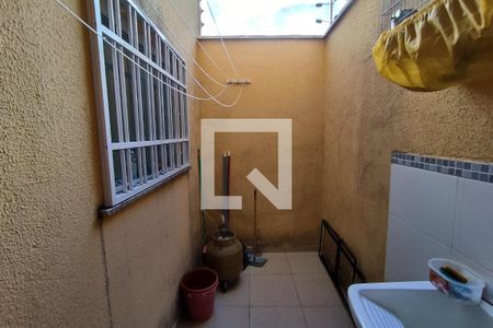 Casa de condomínio à venda com 68m², 2 quartos e 1 vaga Casa de condomínio à venda com 68m², 2 quartos e 1 vagaÁrea de Serviço