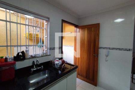 Casa de condomínio à venda com 68m², 2 quartos e 1 vaga Casa de condomínio à venda com 68m², 2 quartos e 1 vagaCozinha