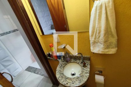 Casa de condomínio à venda com 68m², 2 quartos e 1 vaga Casa de condomínio à venda com 68m², 2 quartos e 1 vagaLavabo