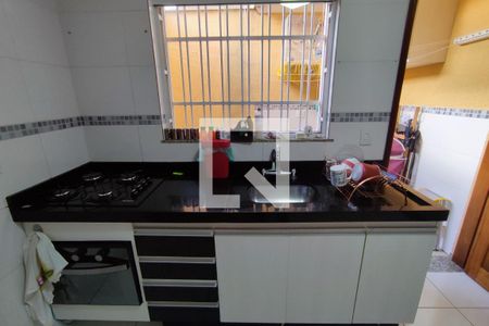 Casa de condomínio à venda com 68m², 2 quartos e 1 vaga Casa de condomínio à venda com 68m², 2 quartos e 1 vagaCozinha