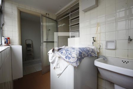 Apartamento à venda com 115m², 2 quartos e 1 vagaÁrea de Serviço