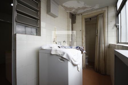 Apartamento à venda com 115m², 2 quartos e 1 vagaÁrea de Serviço