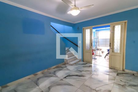 Sala de casa para alugar com 3 quartos, 100m² em Parque Pinheiros, Taboão da Serra