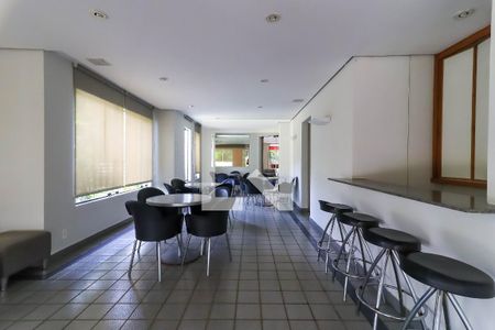 Apartamento à venda com 105m², 2 quartos e 2 vagasÁrea comum - Salão de festas