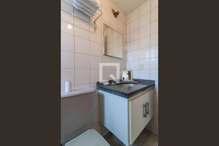 Apartamento à venda com 105m², 2 quartos e 2 vagasBanheiro da Suíte 1