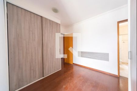 Apartamento à venda com 140m², 3 quartos e 1 vagaQuarto 2