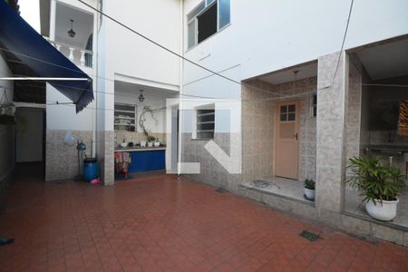 Casa à venda com 300m², 4 quartos e 4 vagasQuintal