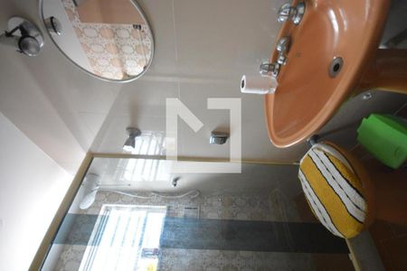 Casa à venda com 300m², 4 quartos e 4 vagasBanheiro 2