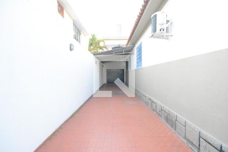 Casa à venda com 300m², 4 quartos e 4 vagasGaragem