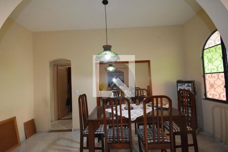 Sala de jantar de casa à venda com 4 quartos, 300m² em Penha Circular, Rio de Janeiro