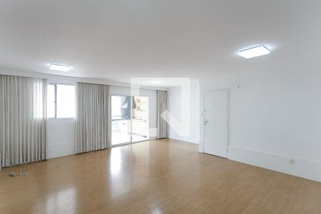 Apartamento para alugar com 126m², 3 quartos e 2 vagas Apartamento para alugar com 126m², 3 quartos e 2 vagasSala