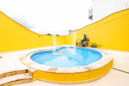 Casa à venda com 500m², 4 quartos e 3 vagas Casa à venda com 500m², 4 quartos e 3 vagasÁrea Gourmet/Piscina