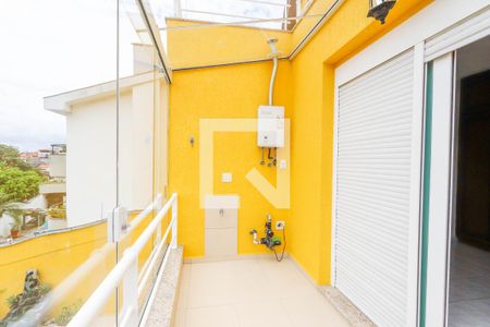 Casa à venda com 500m², 4 quartos e 3 vagas Casa à venda com 500m², 4 quartos e 3 vagasVaranda - Suíte 1