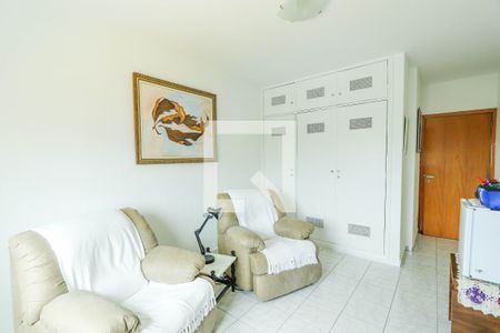 Casa à venda com 500m², 4 quartos e 3 vagas Casa à venda com 500m², 4 quartos e 3 vagasQuarto 2