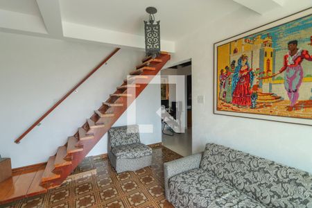 Casa à venda com 500m², 4 quartos e 3 vagas Casa à venda com 500m², 4 quartos e 3 vagasSala de Descanso