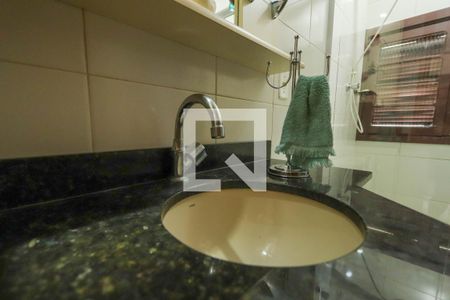 Casa à venda com 500m², 4 quartos e 3 vagas Casa à venda com 500m², 4 quartos e 3 vagasBanheiro Social 1