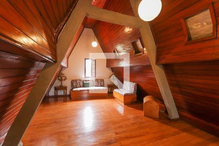 Casa à venda com 500m², 4 quartos e 3 vagas Casa à venda com 500m², 4 quartos e 3 vagasQuarto 3