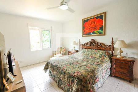 Casa à venda com 500m², 4 quartos e 3 vagas Casa à venda com 500m², 4 quartos e 3 vagasSuíte 1