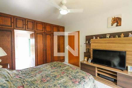 Casa à venda com 500m², 4 quartos e 3 vagas Casa à venda com 500m², 4 quartos e 3 vagasSuíte 1