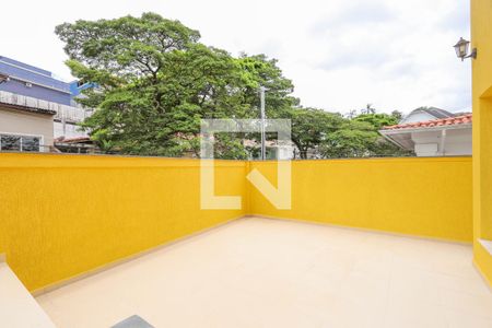 Casa à venda com 500m², 4 quartos e 3 vagas Casa à venda com 500m², 4 quartos e 3 vagasEntrada